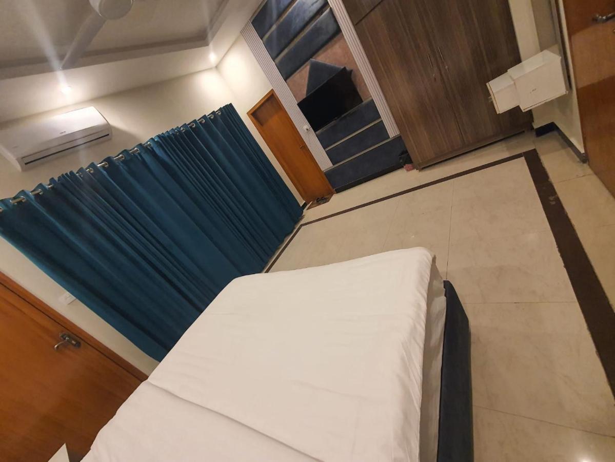 Rose Valet Guest House Islamabad Eksteriør billede