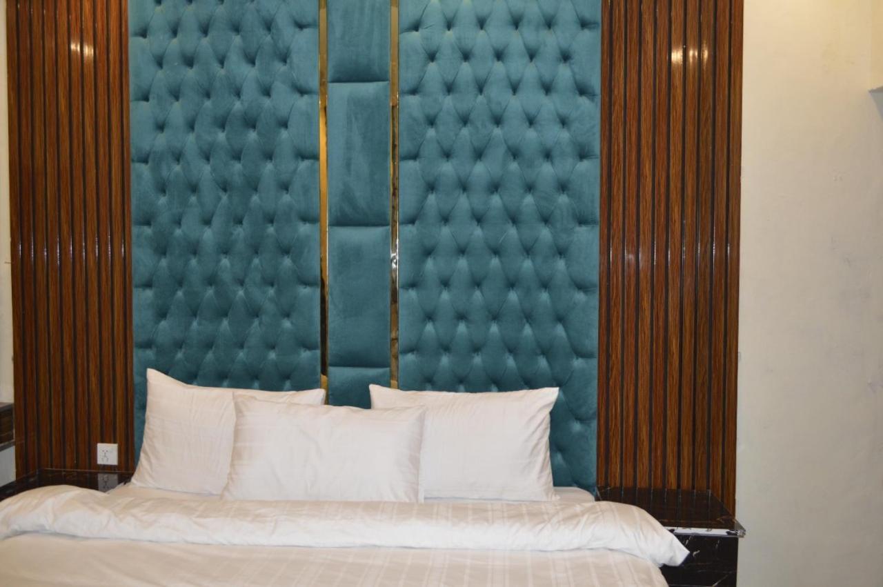 Rose Valet Guest House Islamabad Eksteriør billede